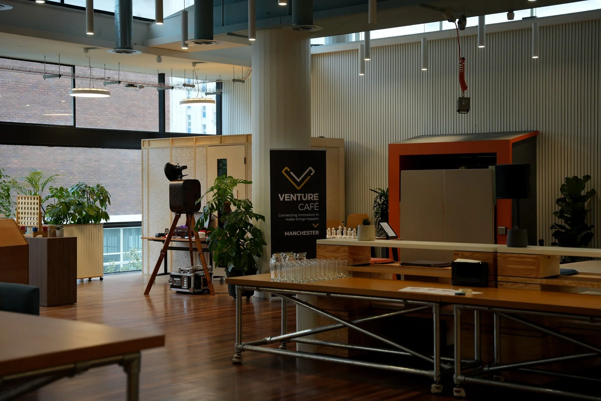 Retro Photo Booth - Instant Print - 11.jpg