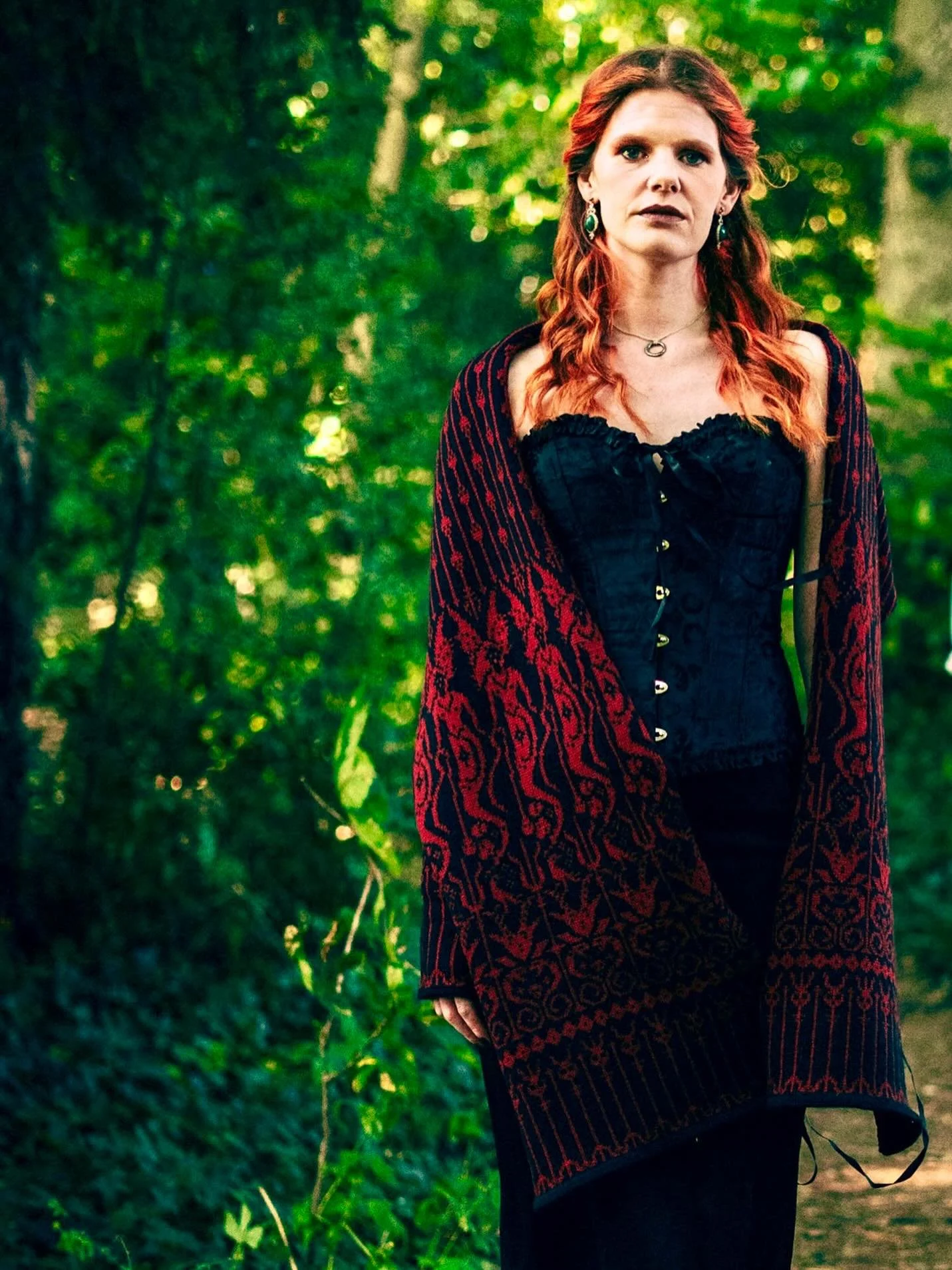 The M&eacute;lusine scarf 🖤 inspired by the medieval fairy cursed to become serpent once a week 🐍 is now live in my new collection Otherworld 🧜&zwj;♀️
Link in bio to have a peek!

@thisisryansframe 
@kasiaperdion_hmua 
@siobhan_blackburn 🔥

#dark