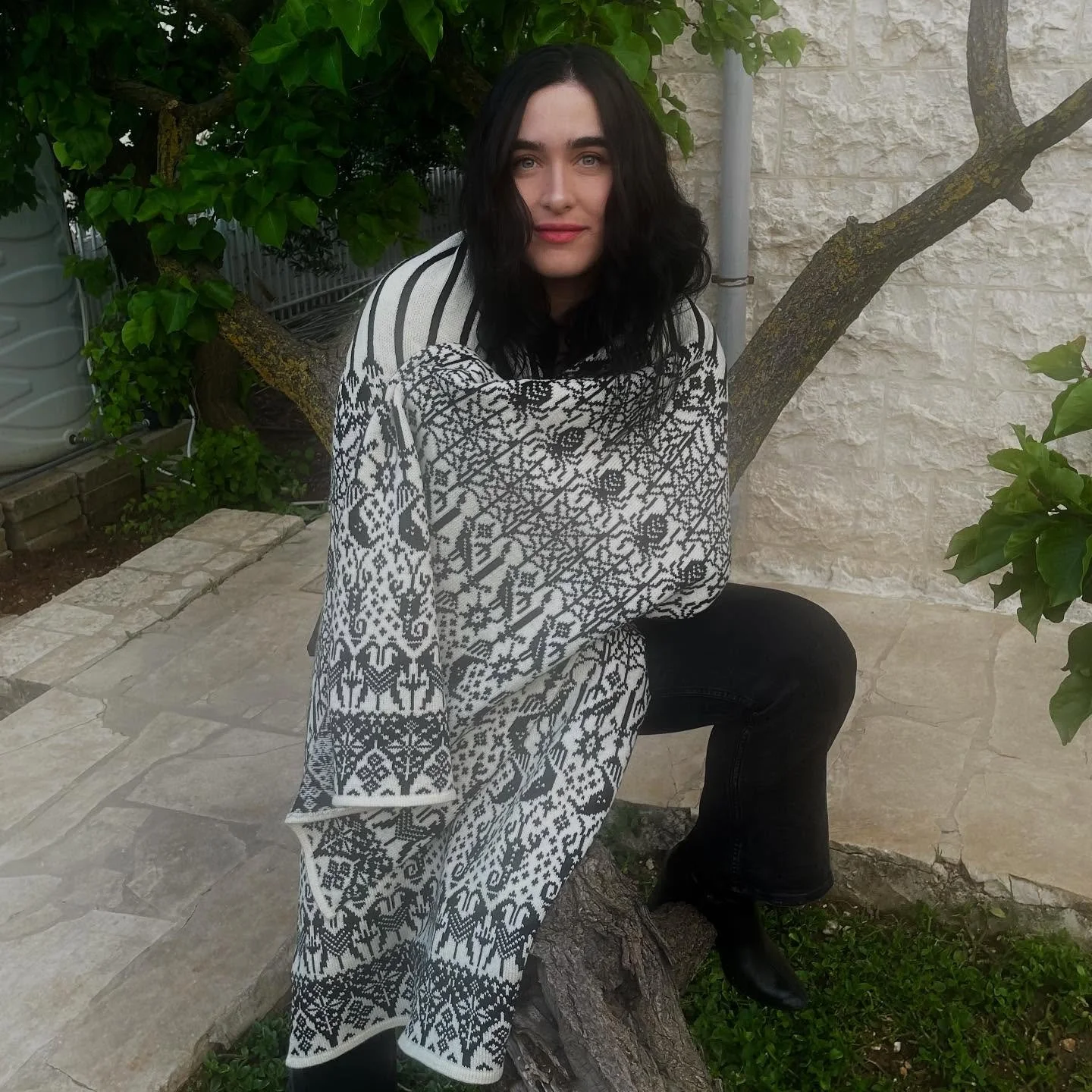 Absolute beauty wrapped up in The Witching Hour &mdash; now on sale along with a few selected shawls on the website until midnight Friday the 25th 🖤 As usual, everything is handmade by me from start to finish. Link in bio to have a peek. 🧶🖤
S xx


