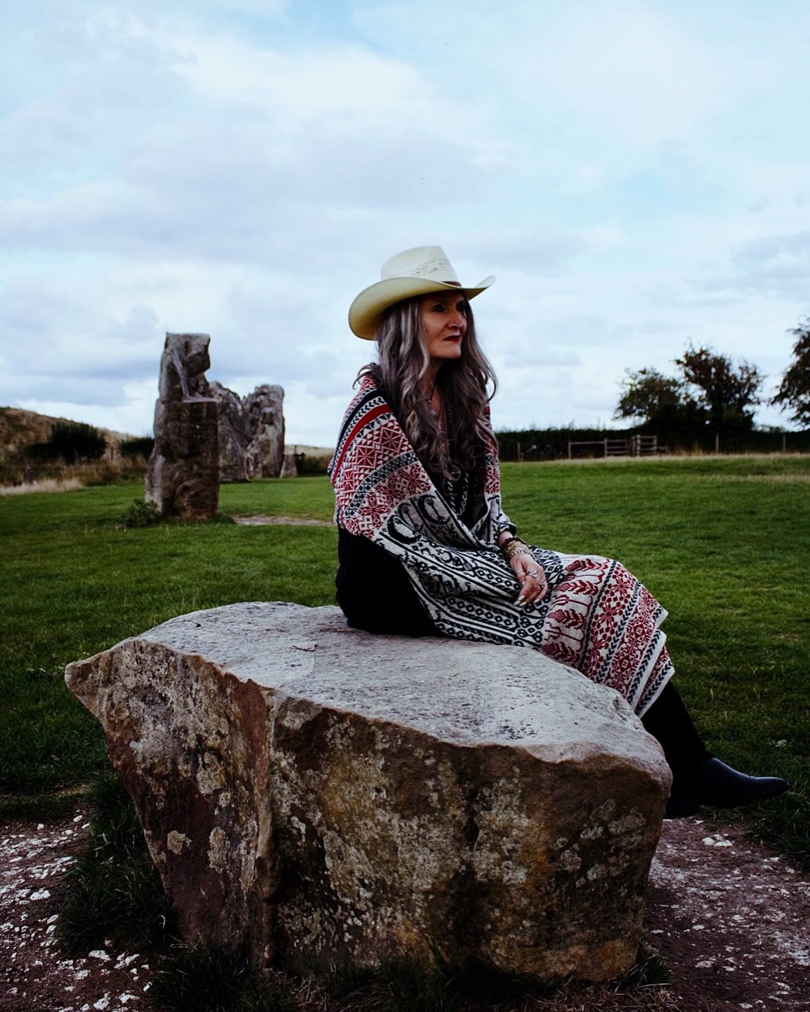 Valentine&rsquo;s Sale &hearts;️
25% off all pieces on the 🕸️ site!
Ends midnight Saturday 14 February.
Use code VAL26 at checkout x

Massive thank you to @ophelia_ray_lester 🖤 and Mama 🔥

#darkaesthetics #mara #folkartist #sustainableknitwear #go