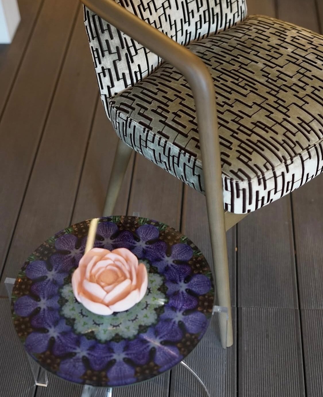 The perfect fusion of art and design, creating decor that&rsquo;s as captivating as it is functional. Proudly featured at the Portuguese Quartier event.
#ArtfulLiving #designgems2024