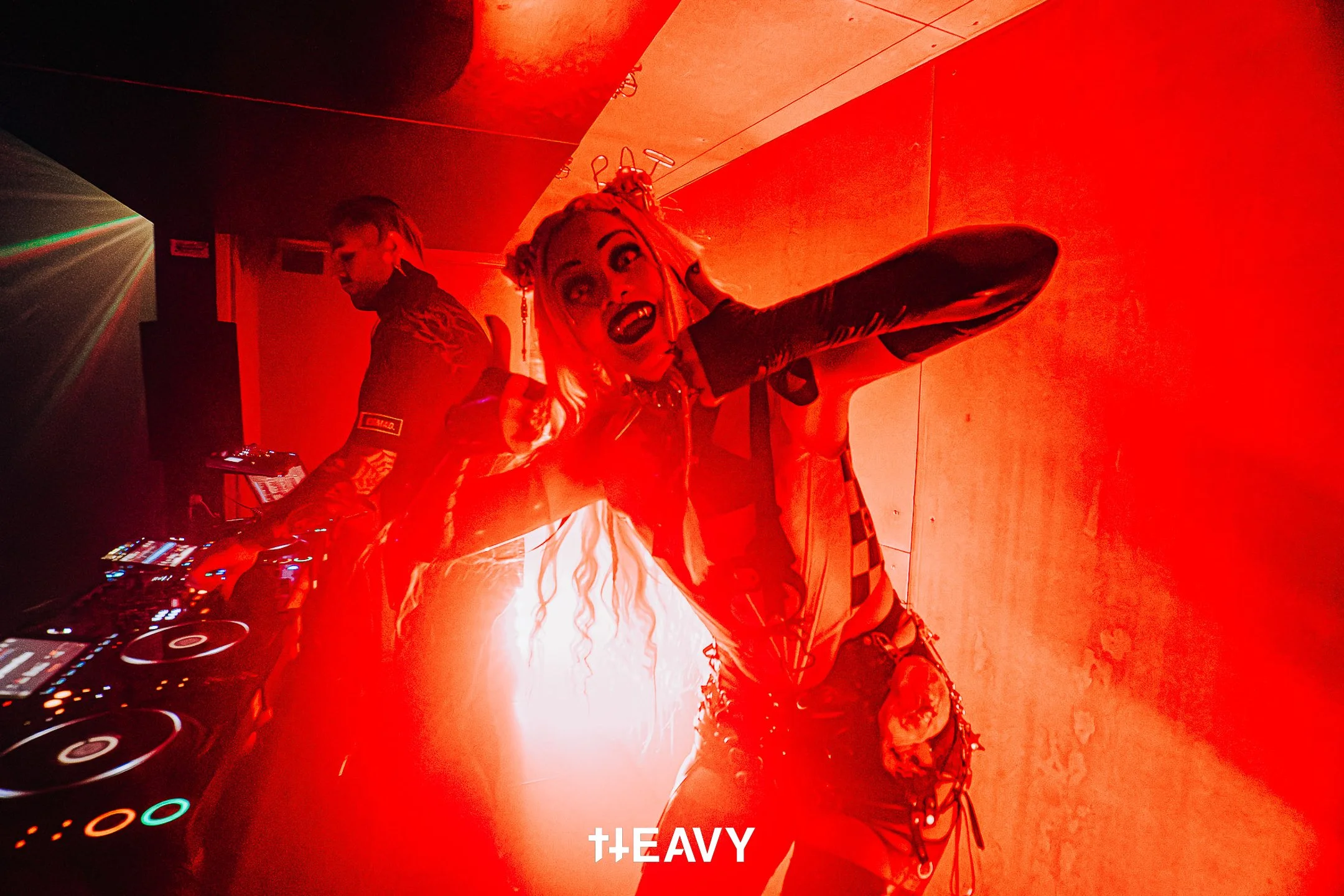 HEAVY_VOL9_-103.jpg