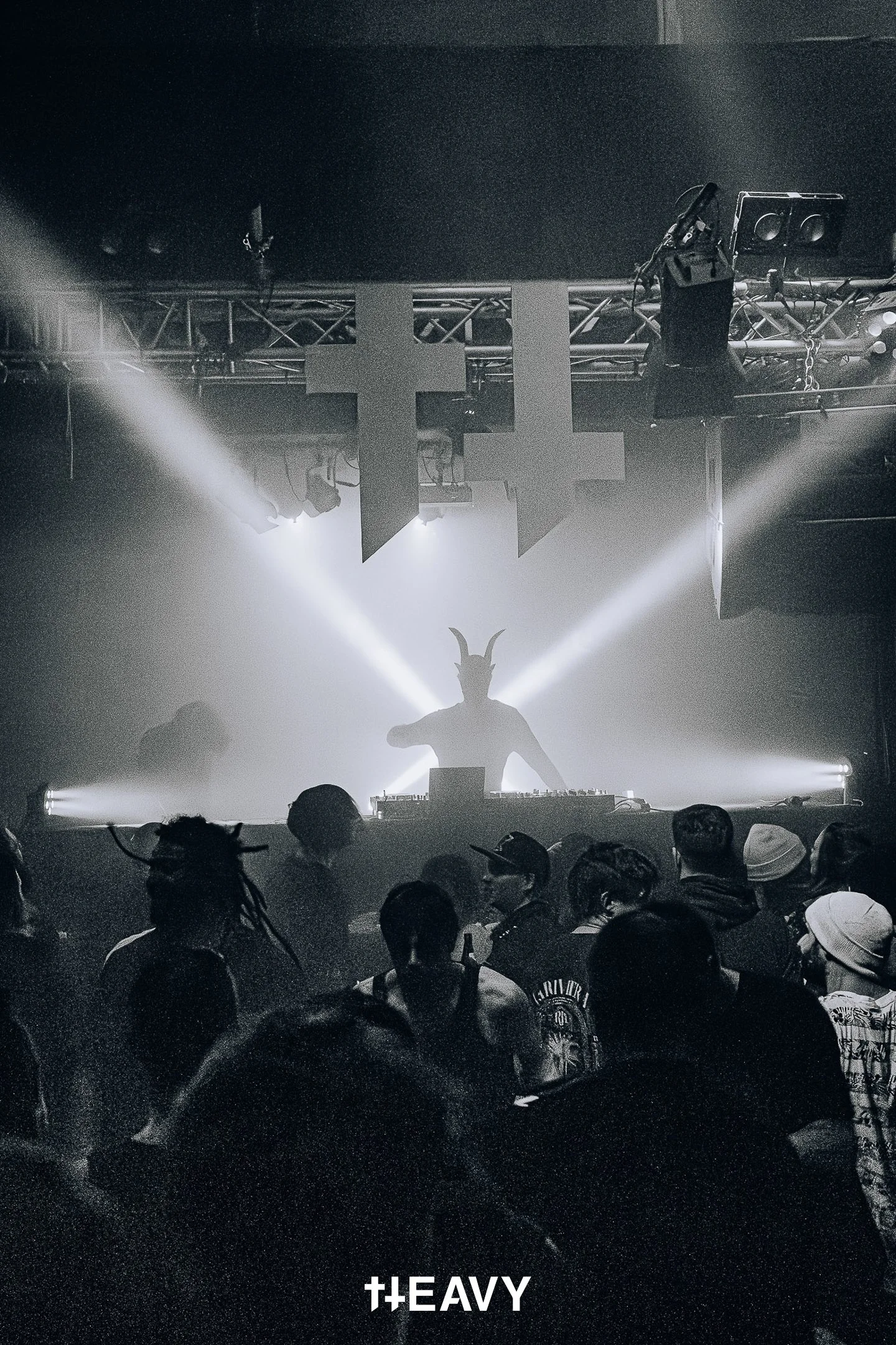 HEAVY_VOL9_-014.jpg