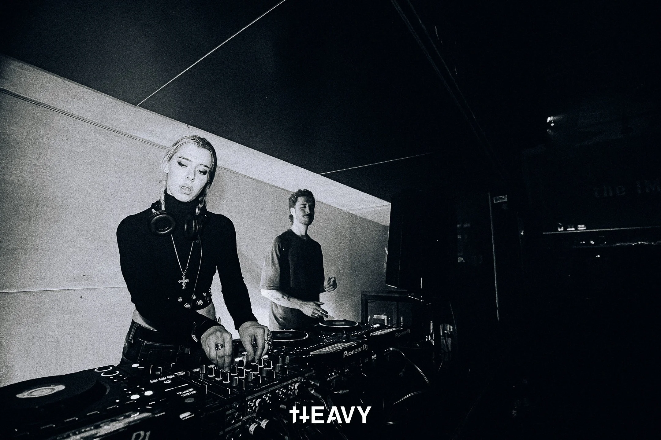 HEAVY_VOL9_-086.jpg