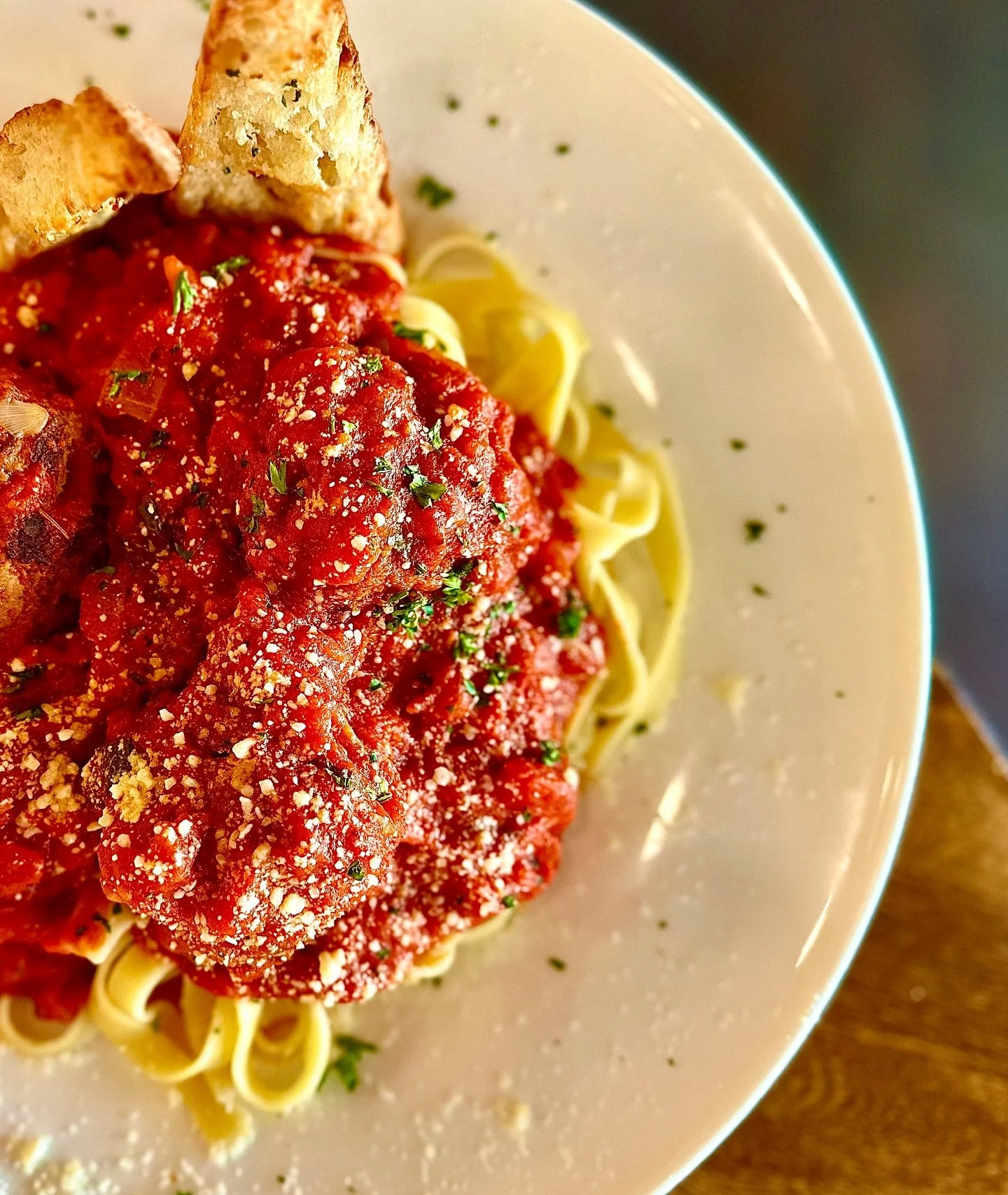 It’s not just all fantastic BBQ over here! 🍝
.
.
#pasta #pastanight #dinner #dinnerspecial #dinnerideas #norwalk #norwalkrestaurants #ctrestaurants #fairfieldcountyrestaurants #fridaynight #weekending