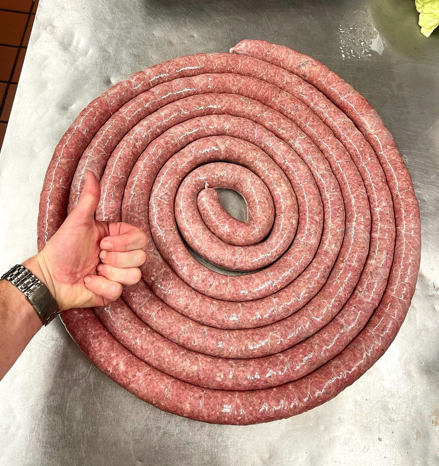 House-made sausage, anyone? 🌭
Stop by one of our BBQ restaurants to try a fan favorite! 
.
.
#sausage #housemadesausage #sausages #bbq #bbqrestaurant #bbqlovers #norwalk #norwalkconnecticut #oakhills #newcanaan #fairfieldcountyct #fairfieldcount
