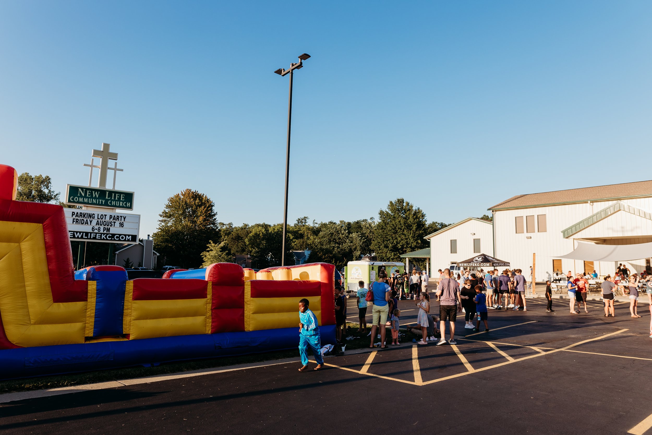 ParkingLotParty24-40.jpg