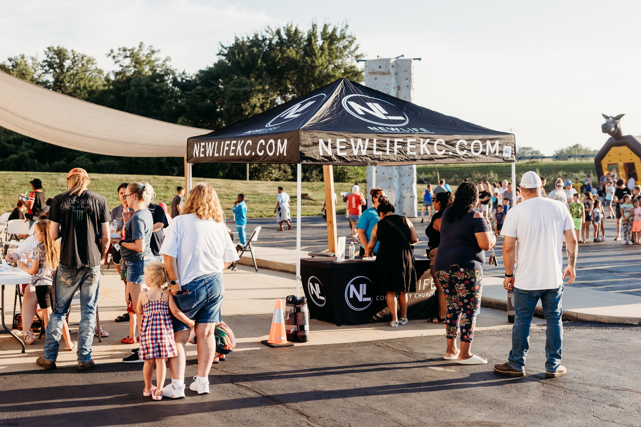ParkingLotParty24-30.jpg