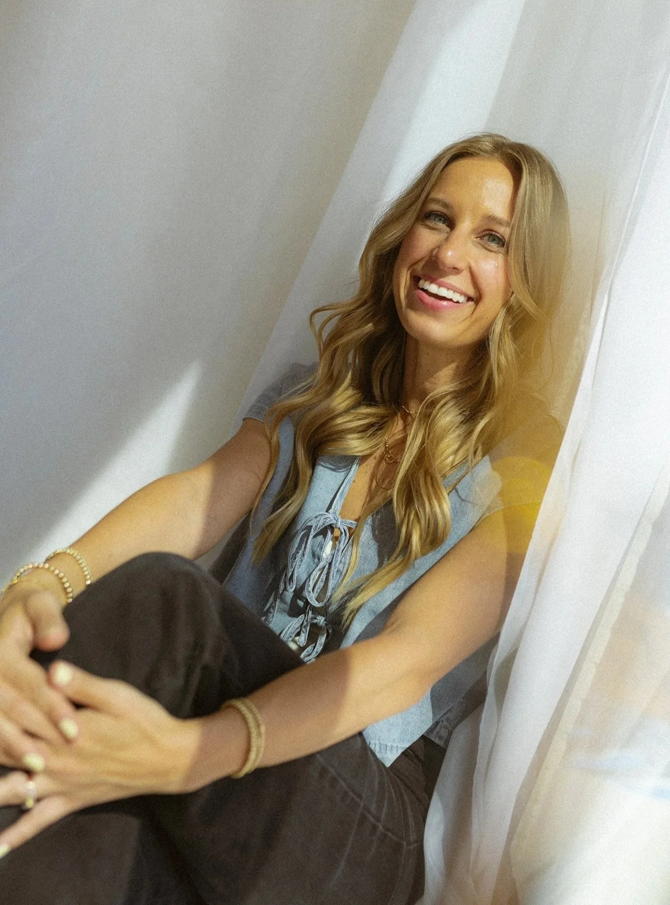 Creative entrepreneur portrait for branding designer, natural light lifestyle photography for personal brand and studio owner
