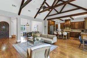 10-Modlux.Media.3908 Lynncrest Dr_DSC02146.jpg