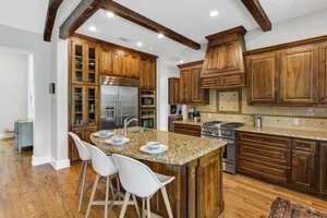 17-Modlux.Media.3908 Lynncrest Dr_DSC02181.jpg