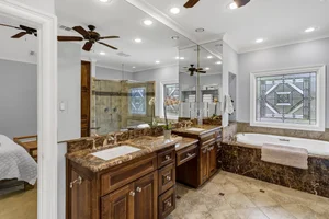30-Modlux.Media.3908 Lynncrest Dr_DSC02246.jpg
