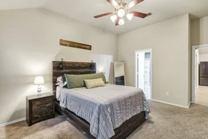 22-Modlux.Media.412 Prescott Ln_DSC05103.jpg