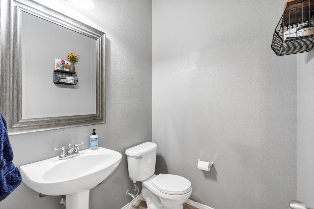 08-Modlux.Media.221 Brookdale_DSC05943.jpg