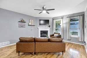 11-Modlux.Media.221 Brookdale_DSC05958.jpg