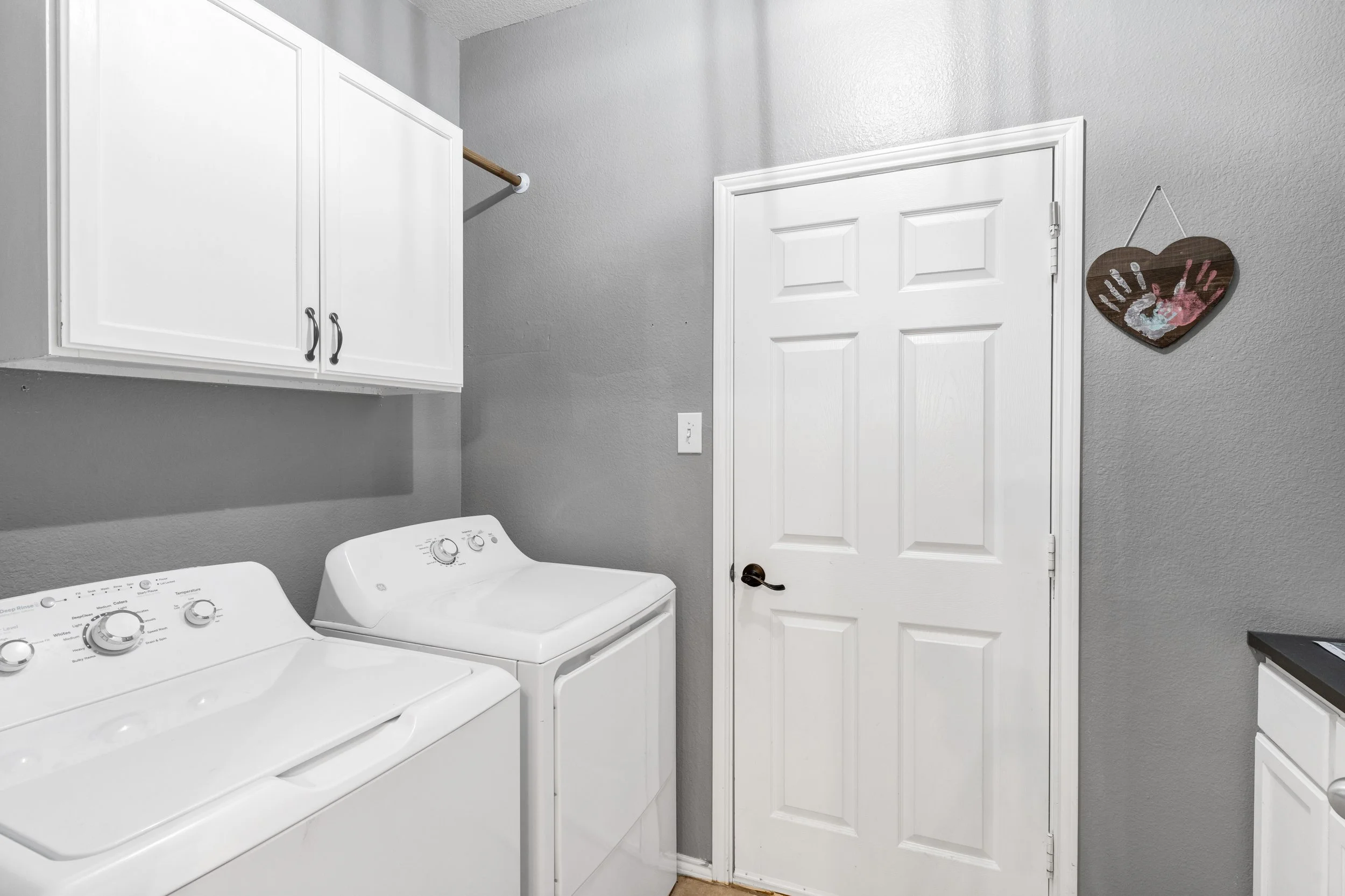 15-Modlux.Media.221 Brookdale_DSC05978.jpg