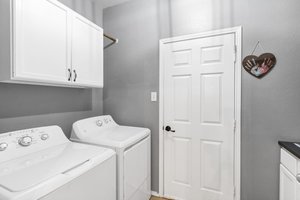 15-Modlux.Media.221 Brookdale_DSC05978.jpg