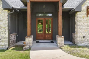 11-Modlux.Media.204 Wrigley Dr_DSC02400.jpg