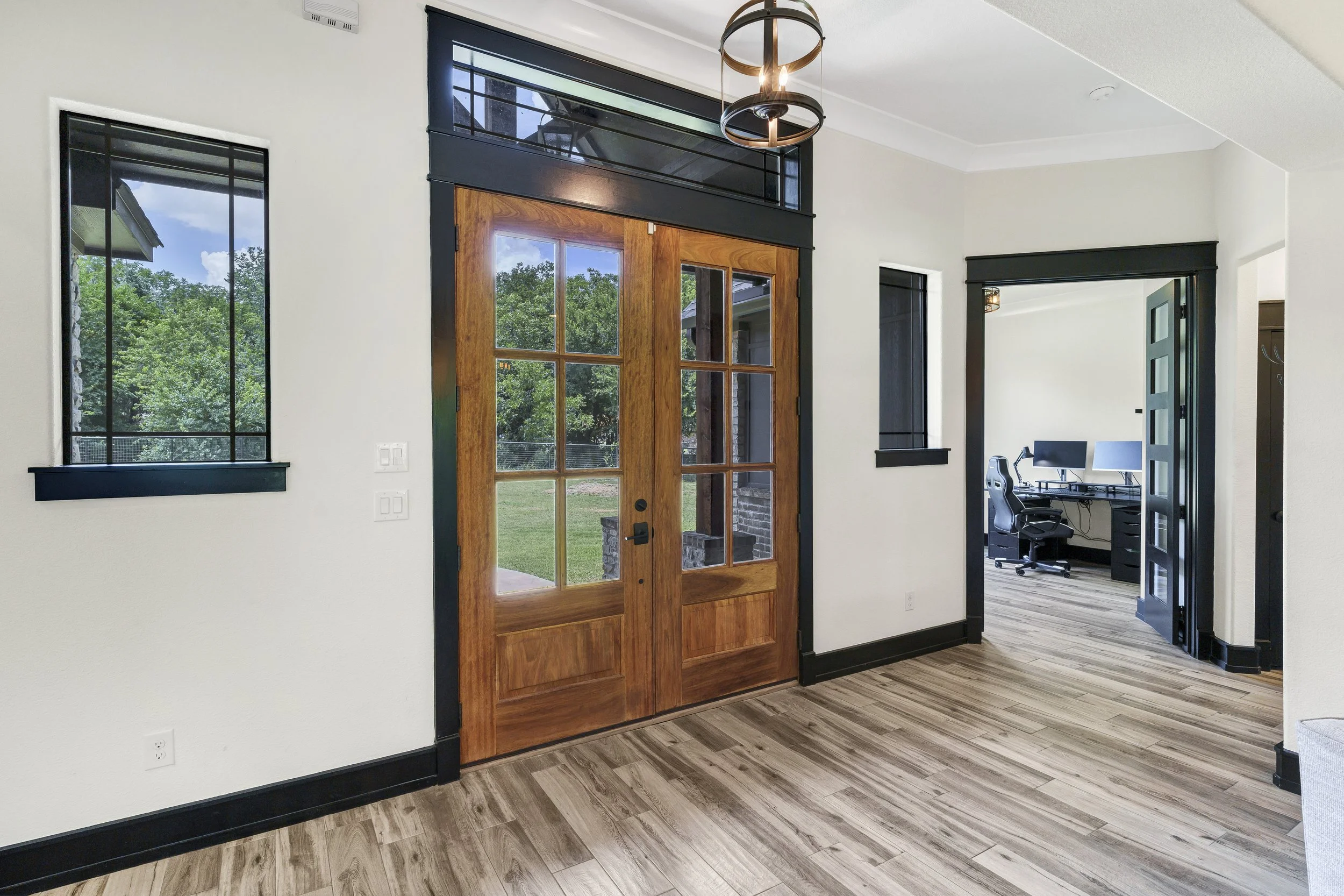 13-Modlux.Media.204 Wrigley Dr_DSC02415.jpg