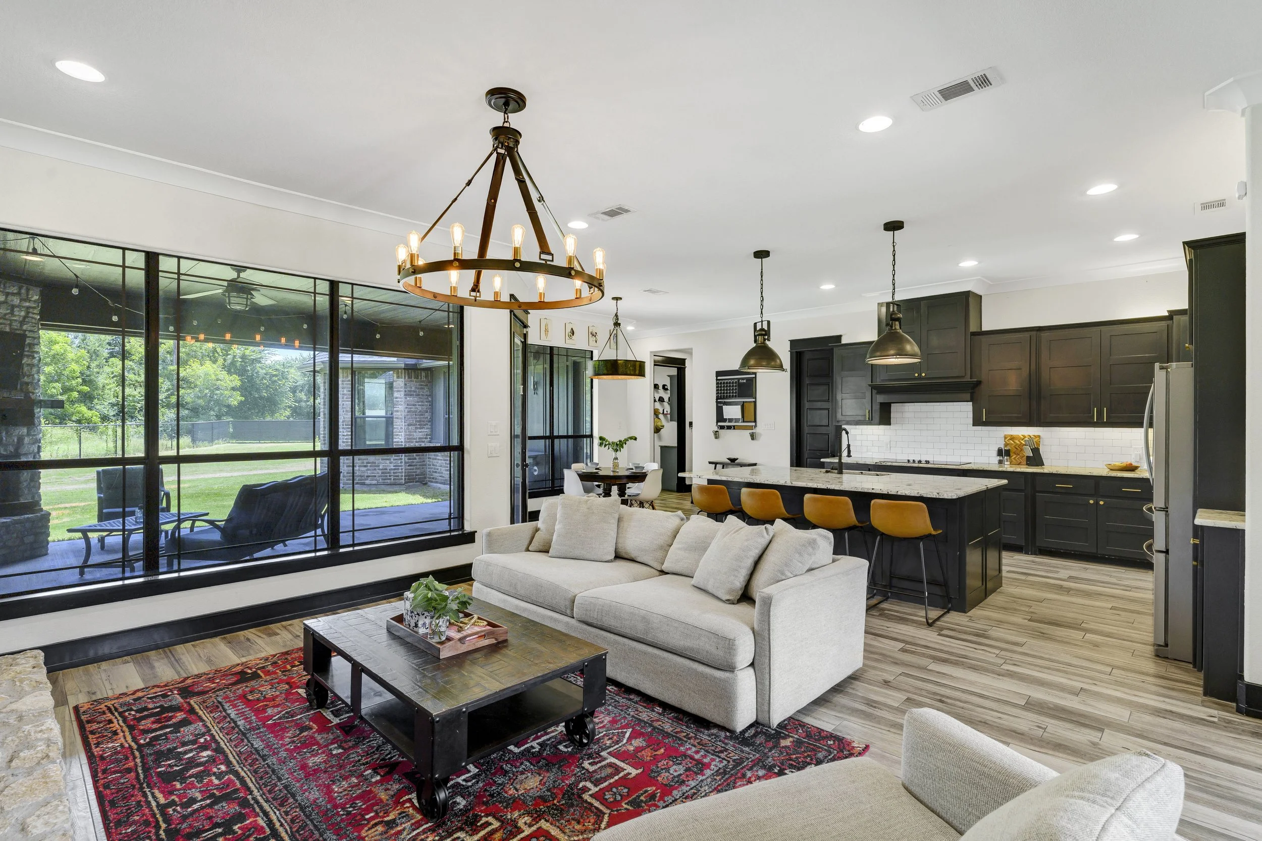 17-Modlux.Media.204 Wrigley Dr_DSC02440.jpg