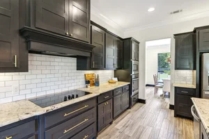 20-Modlux.Media.204 Wrigley Dr_DSC02460.jpg
