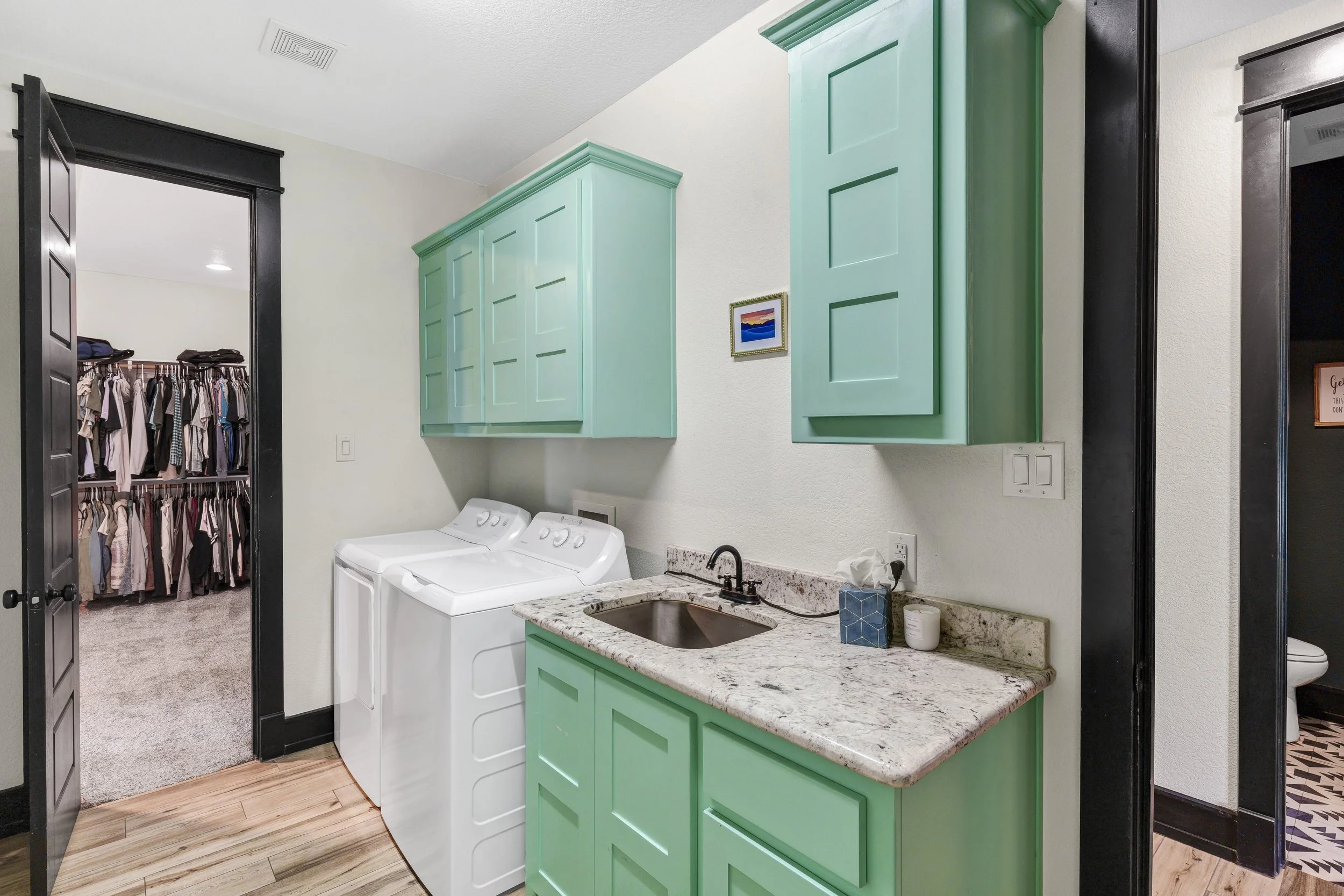 33-Modlux.Media.204 Wrigley Dr_DSC02525.jpg