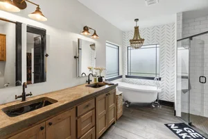 37-Modlux.Media.204 Wrigley Dr_DSC02545.jpg
