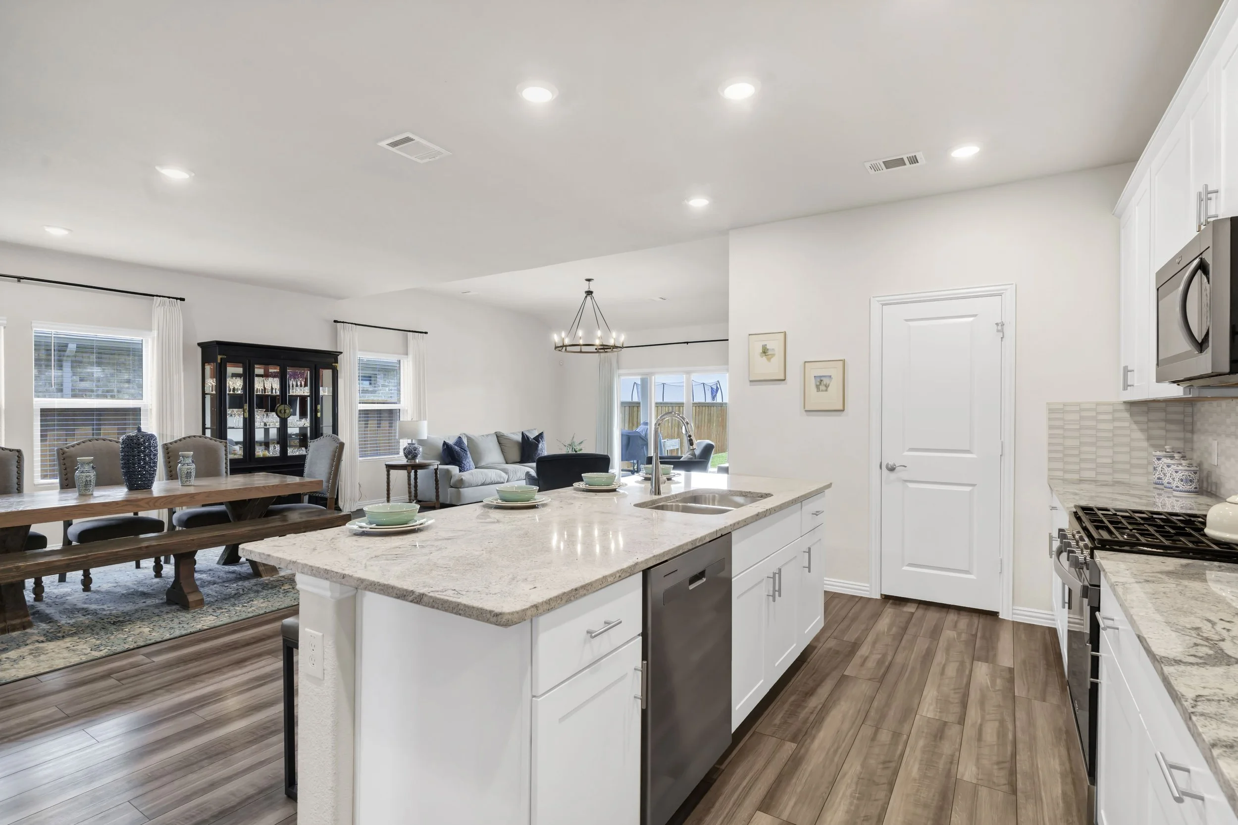 21-Modlux.Media.10616 Brookshire Rd_DSC05913.jpg