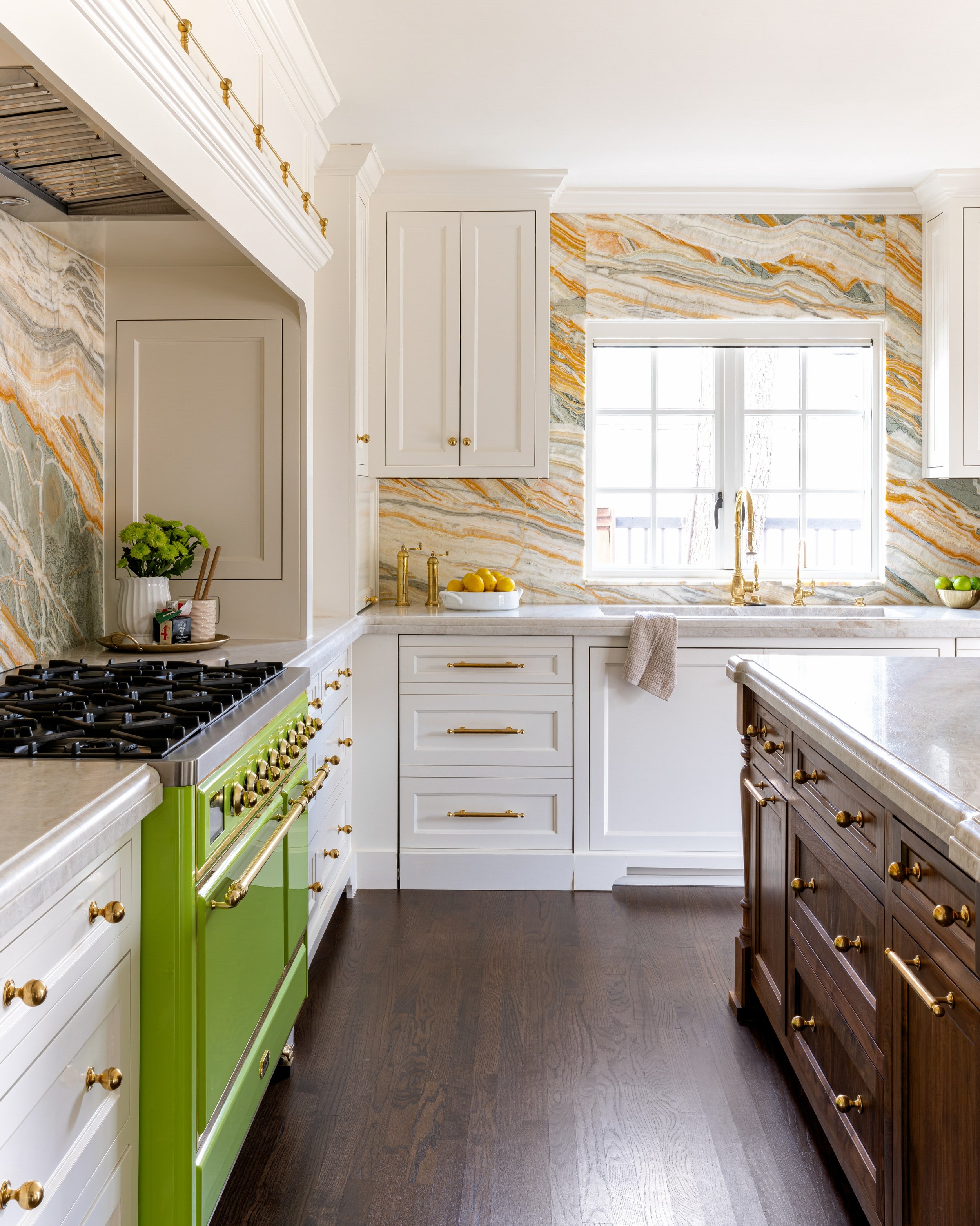 Add this to your June mood board: 
the kind of kitchen that makes everyone gather a little longer. Natural stone, custom cabinetry, warm wood tones, and a statement range that proves beautiful design is all in the details. ✨

Construction: @finepoint
