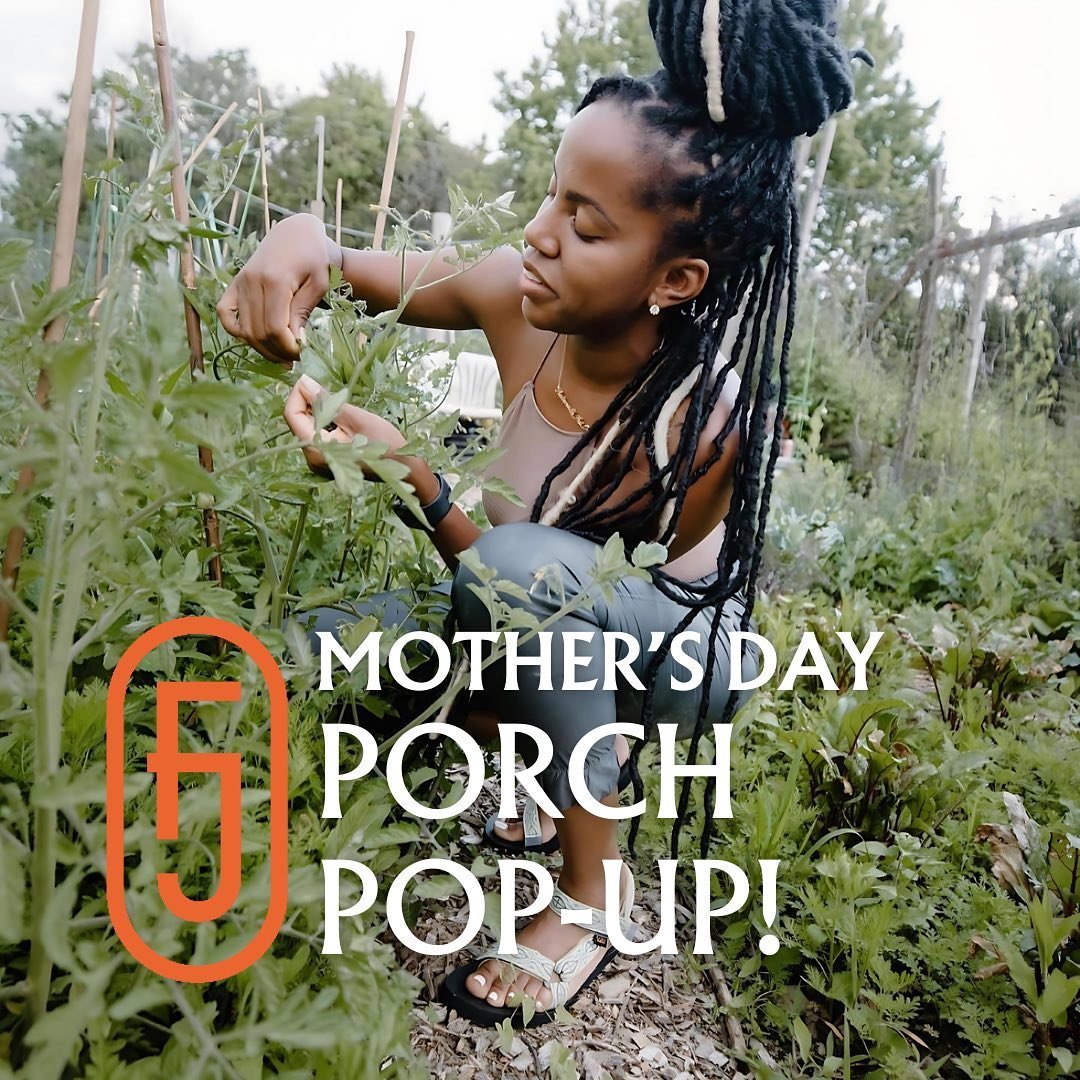 Join us for a special Mothers Day Pop-Up at Farmer Jawn Westtown! 🌷🌱 Meet us at the front of our store Saturday, May 11th for floral bouquets from @ethels_backyard hanging baskets, and tasty juices! 

📍1225 E Street Rd, West Chester, PA 19382 

Se
