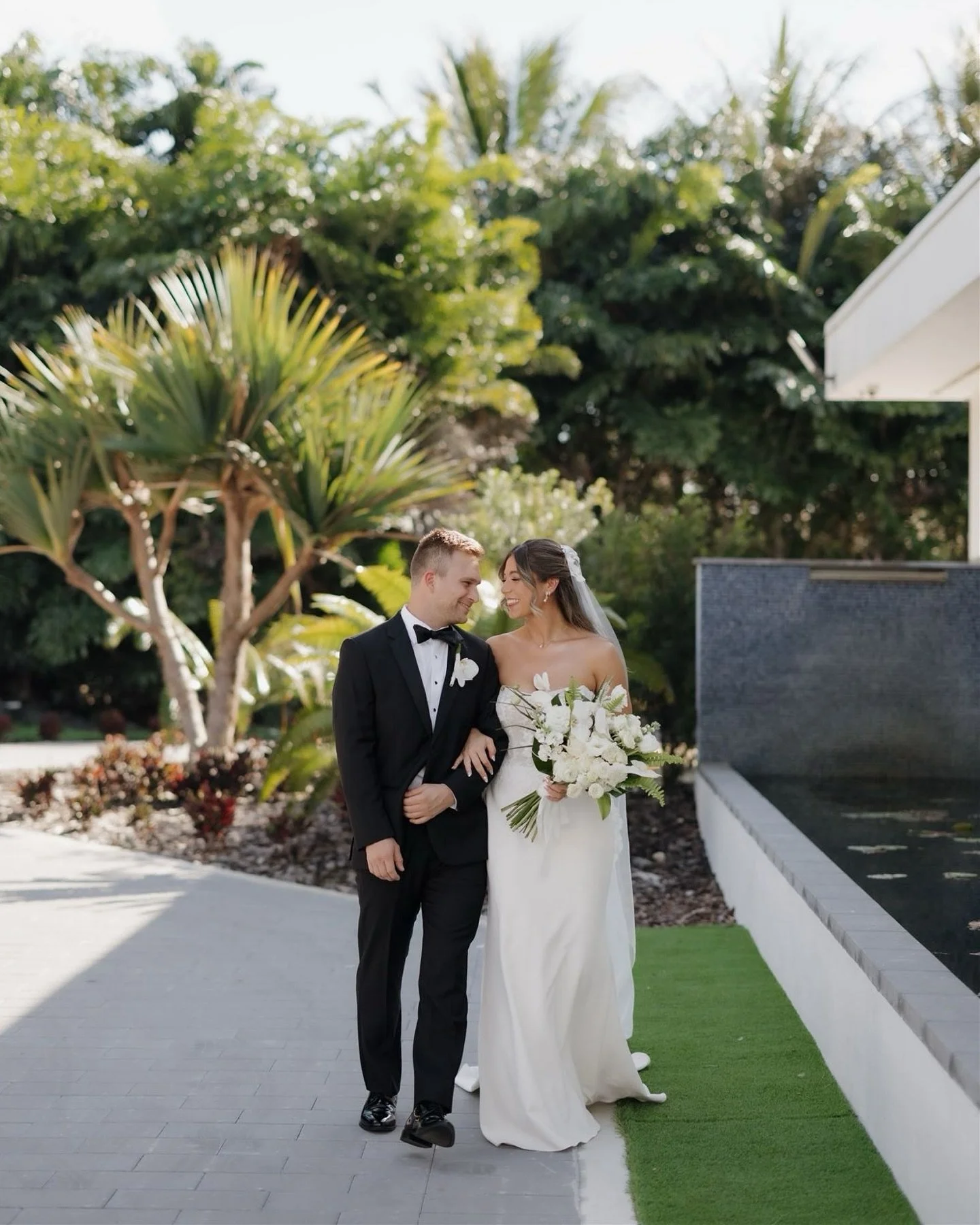 🌿✨ Love shining bright at The Glass Venue ✨🌿 This stunning couple filled the space with joy, laughter, and so much beauty&mdash;what a perfect day to begin their forever. 💍❤️