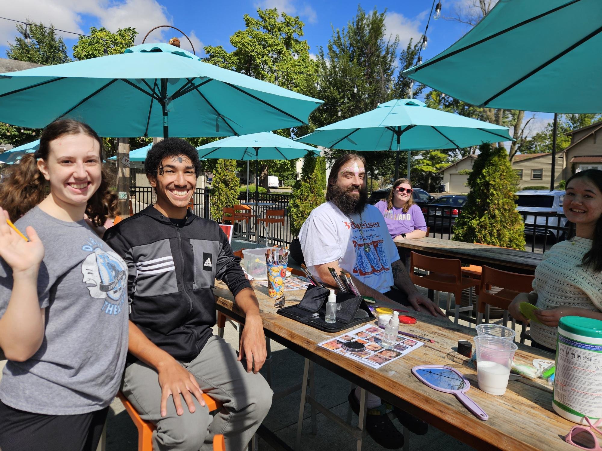 Guests enjoying food and drinks outside Local Cantina Hilliard