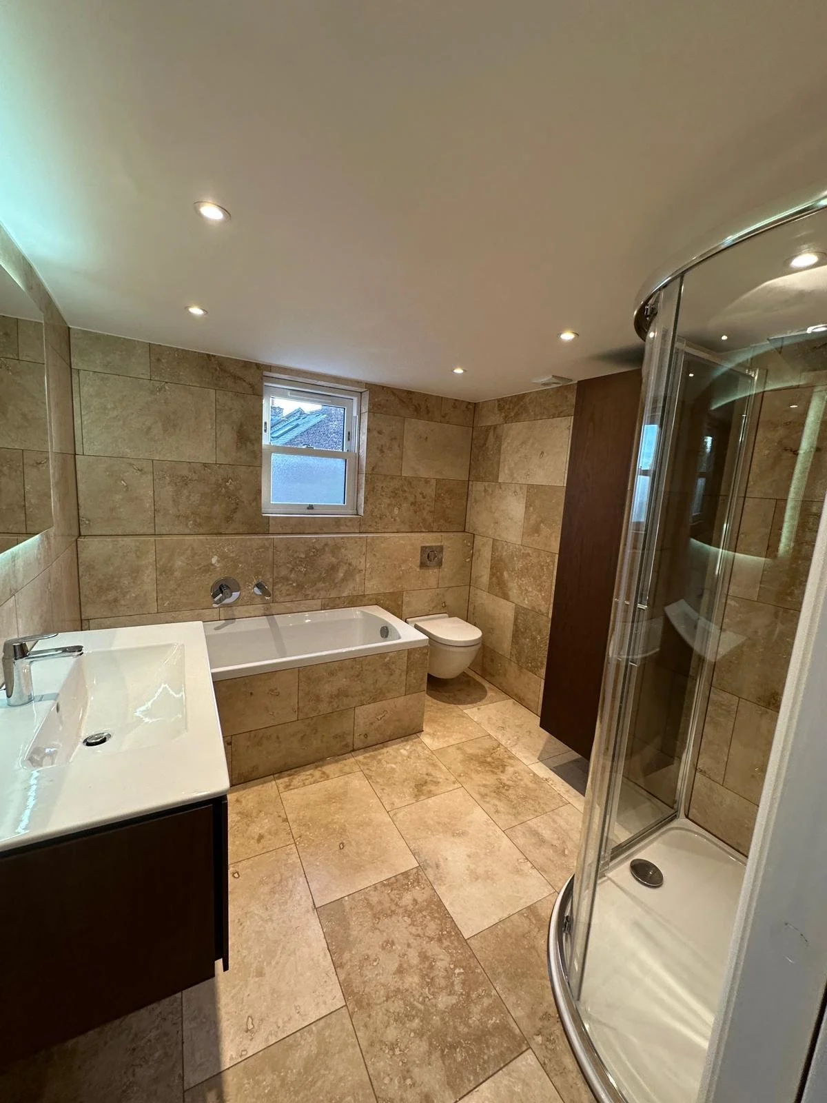 WhatsApp Image 2025-12-15 at 19.23.29 (3).jpeg