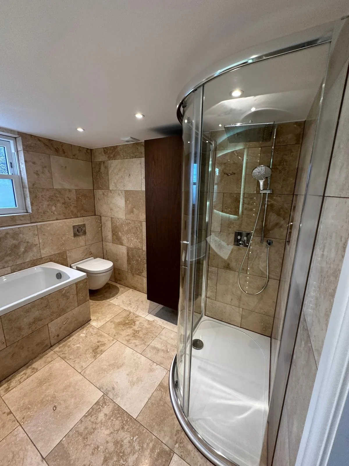 WhatsApp Image 2025-12-15 at 19.23.29 (1).jpeg