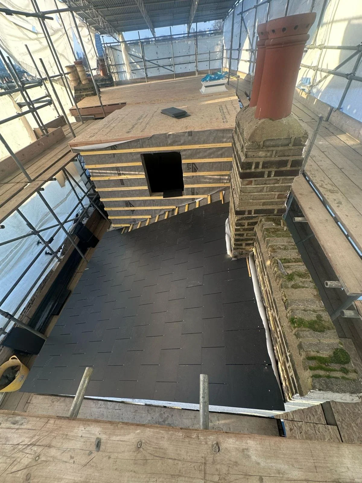 WhatsApp Image 2025-12-15 at 19.41.31 (6).jpeg