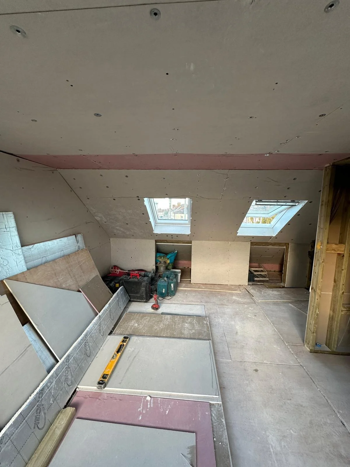 WhatsApp Image 2026-04-27 at 20.26.56 (15).jpeg