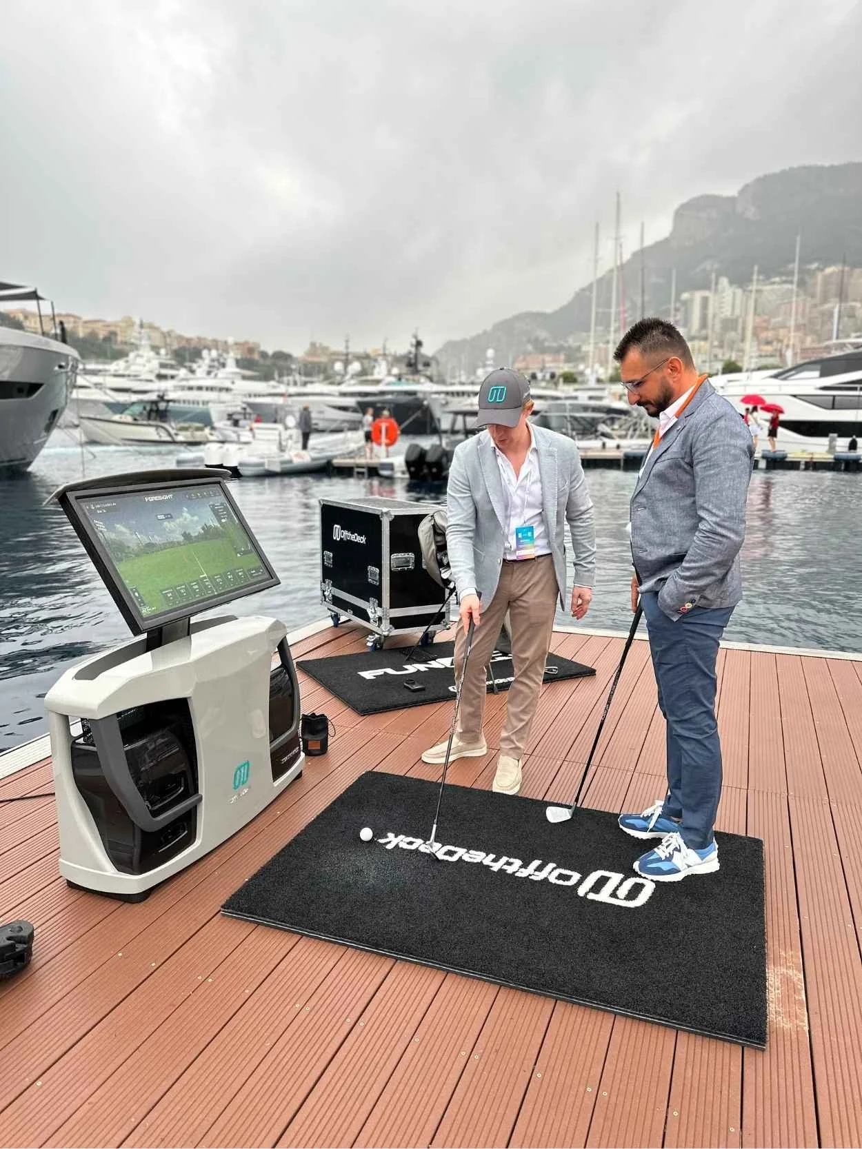 Two people admiring the SeaDriveCX.