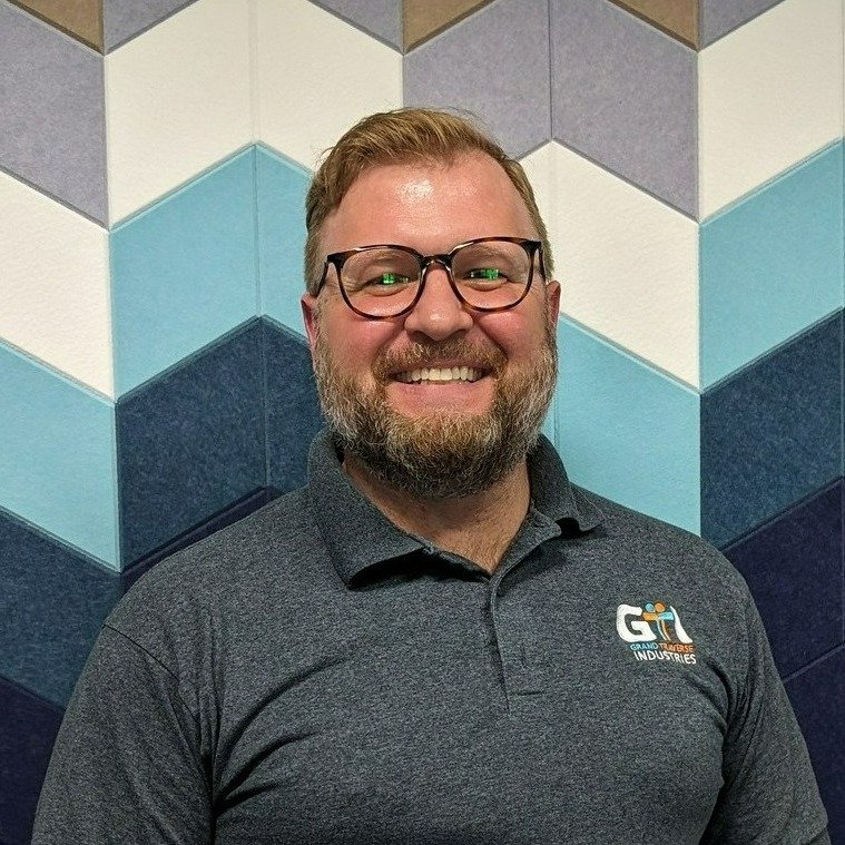 Happy #nationalinterpreterapprecationday to our Deaf Services Coordinator, Tom Hoxsie! As a proud CODA, Tom works relentless to open doors for people who are deaf, let them enter first and be the leader. We are so proud of how passionately this man s