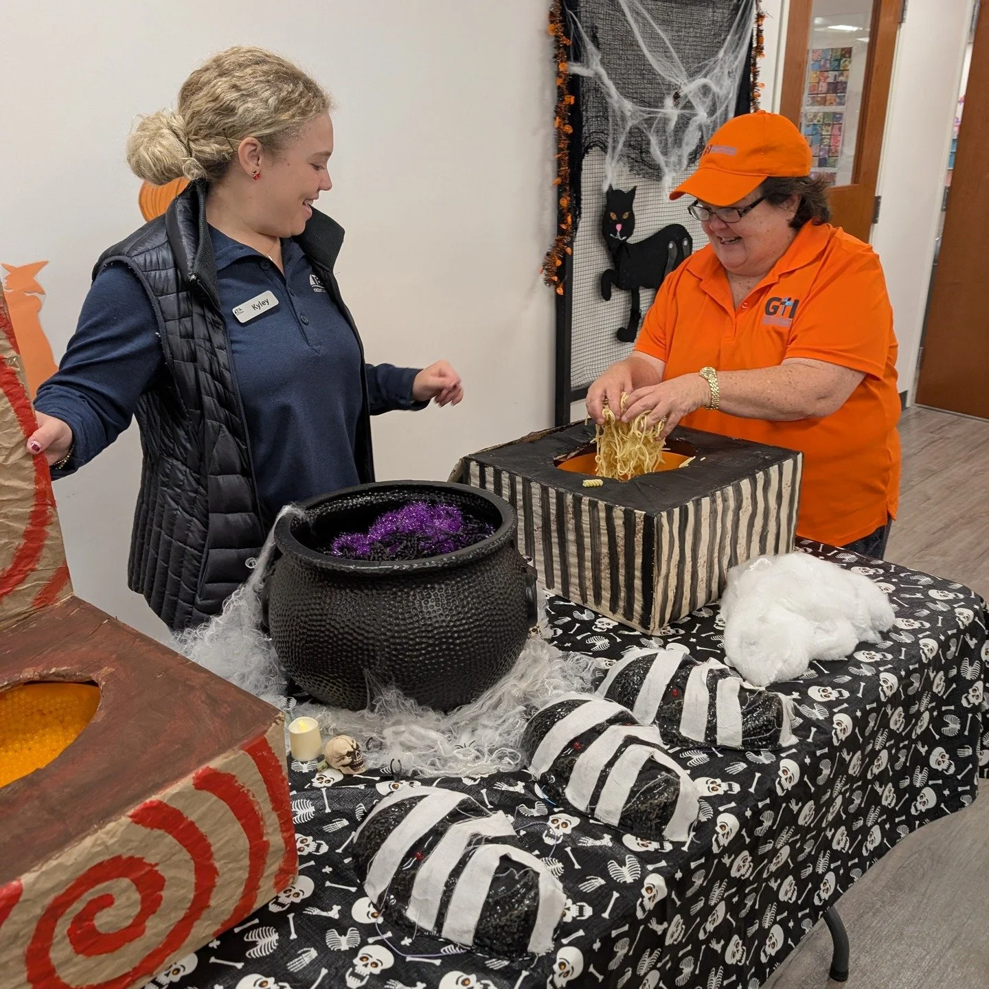 🎃 Thank you, @tbacreditunion ! 🎃

We&rsquo;re so grateful for your team&rsquo;s help running our Pumpkin Carnival today &mdash; and for pitching in with cleaning and organizing, too! Your community commitment is real, and our folks loved getting to