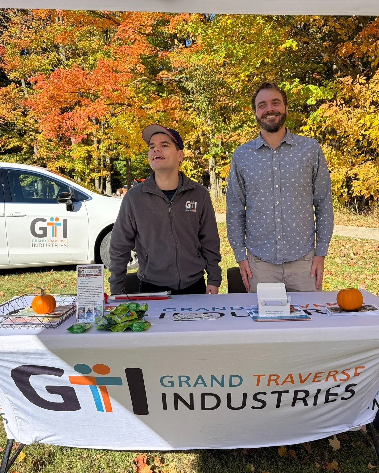 Austin and Matt had such a fun afternoon connecting with people at the Better Together of Northern Michigan Fall Festival! 🍂💚 Such an amazing event! We're excited to see all the great things Better Together is doing in the disability community! 😊
