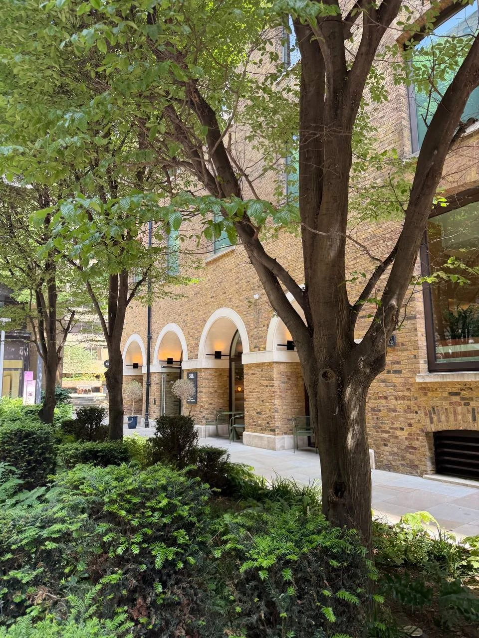 bethanylilyapril_sir-devonshire-hotel-review-12.jpg