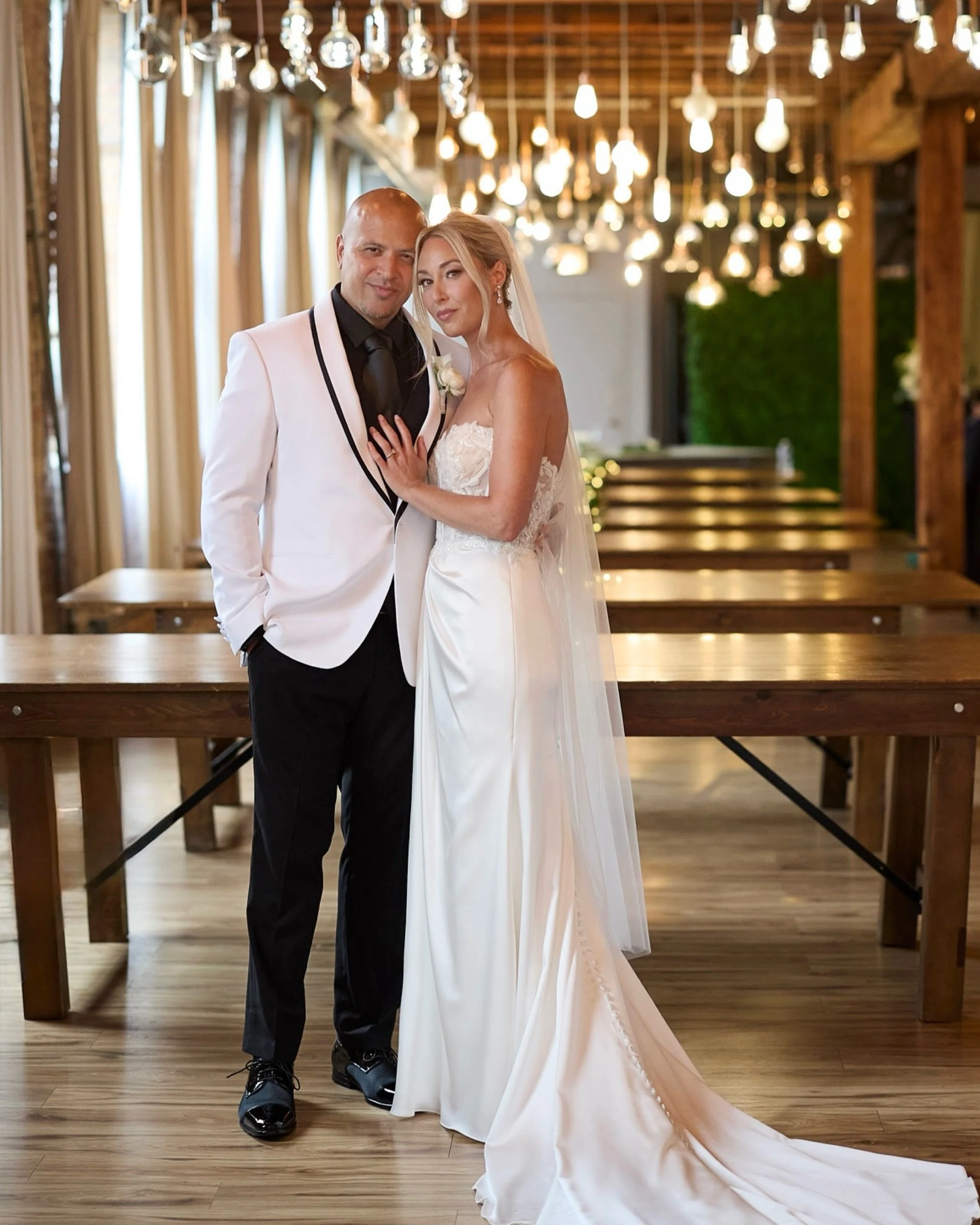 The Start Of Our Forever Chapter 🕊️
&bull;
Photography @purewedding_day 
Venue @hangoutlightingevents 
Makeup @bryjeanartistry 
Hair @makeupbyjaycie 
Flowers @theflowerdr 
Dress @weddings826 
Cake @roesersbakery 
.
.
.
.
.
#myhappilyeverafter #mywed