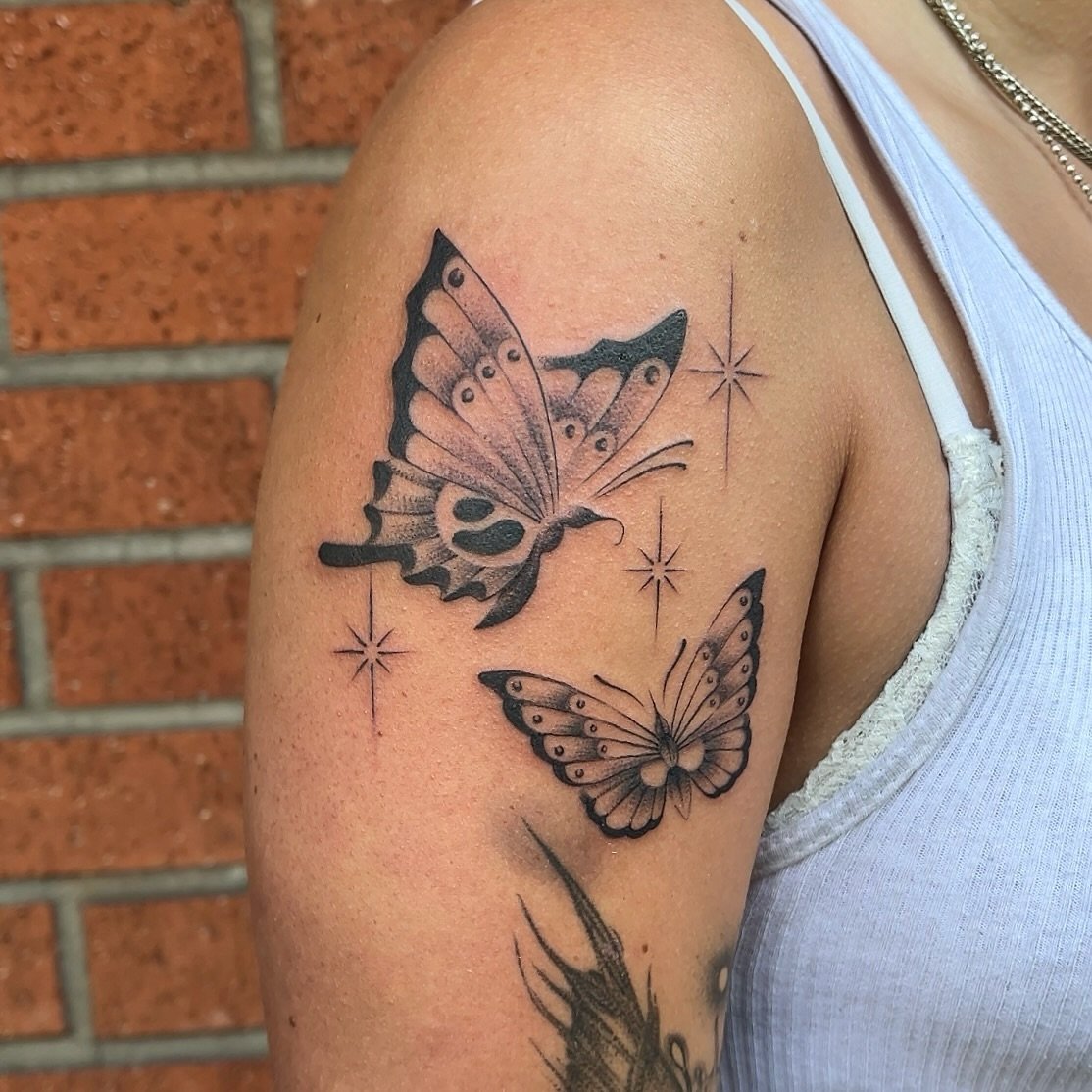 Thank you for getting butterflies off my sheet @butterflytattooeugene 🦋
Many more available, swipe to see 👀

#butterfly #tattoo #uofo #pnw #fineline #oregon #tattooflash #tracktownusa #oregontattoo #tattooshop
