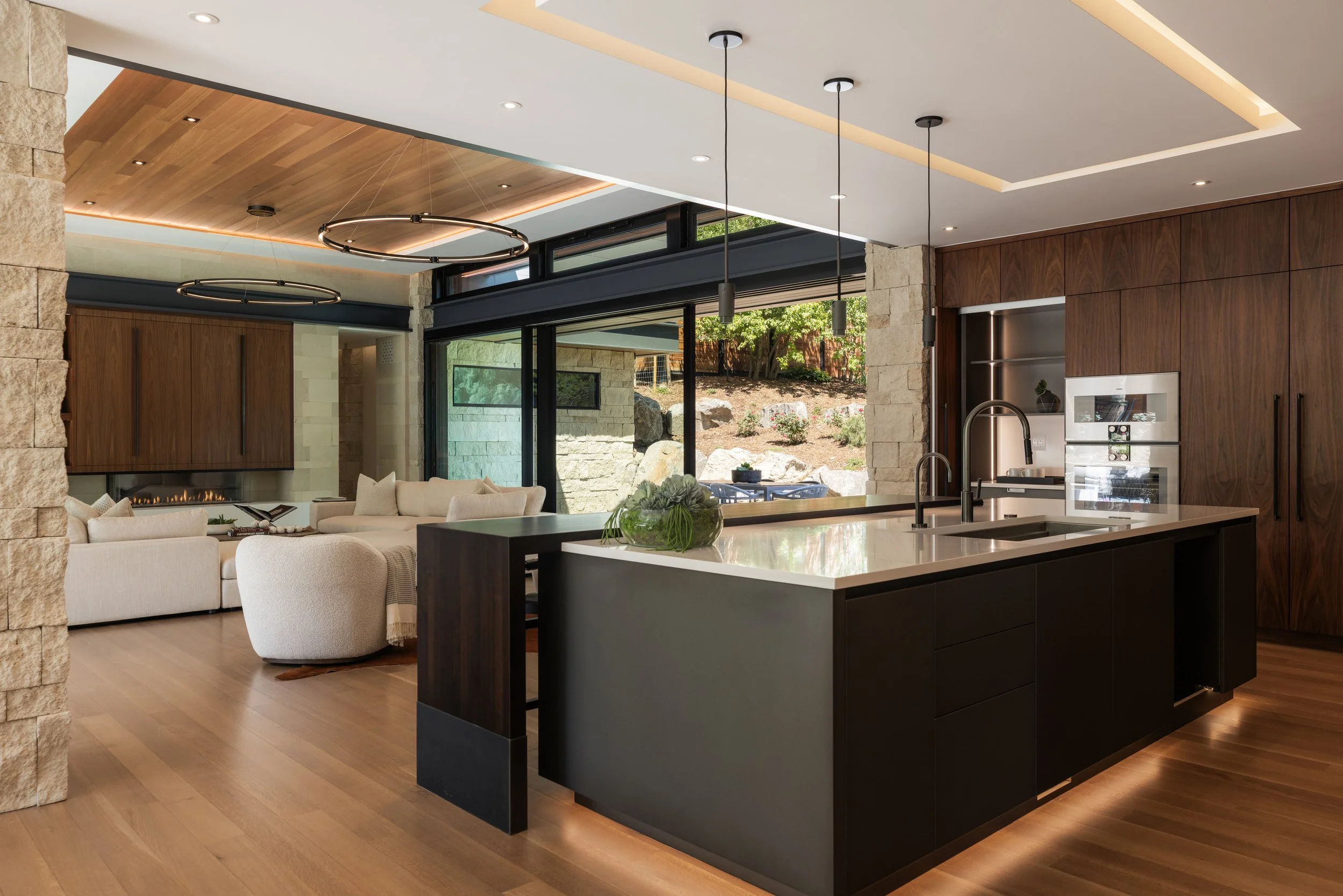 RaeScott_35554thSt-8.jpg