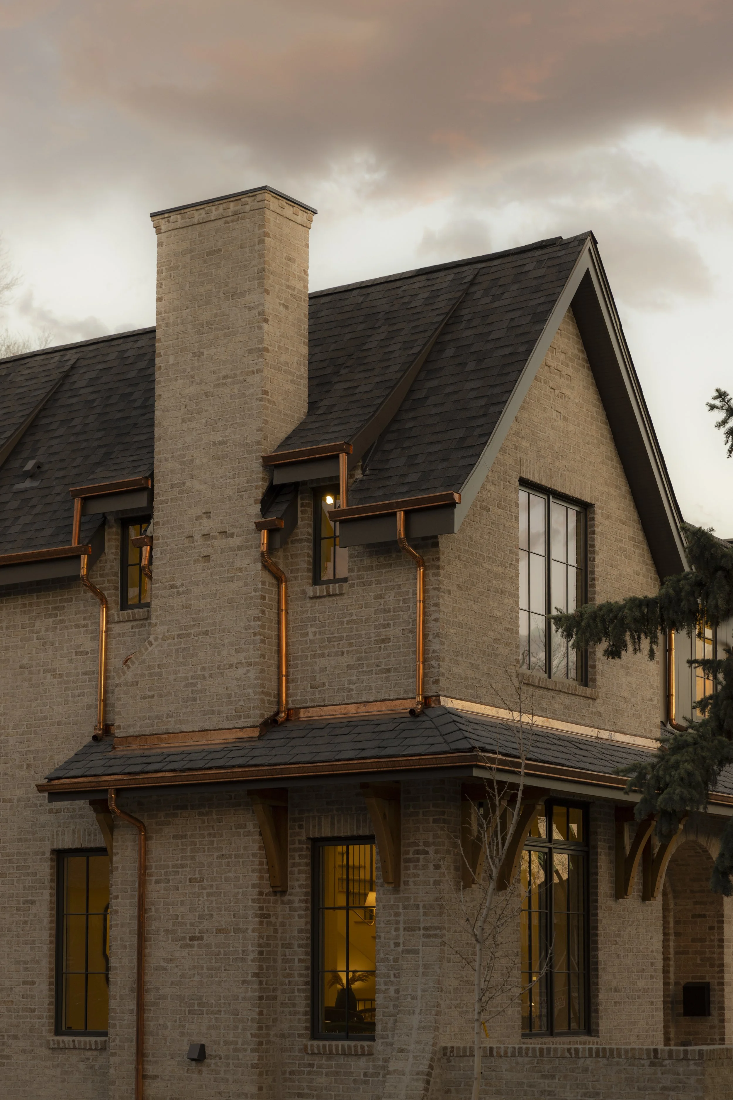 RaeScott_2400SMonroeSt-49.jpg