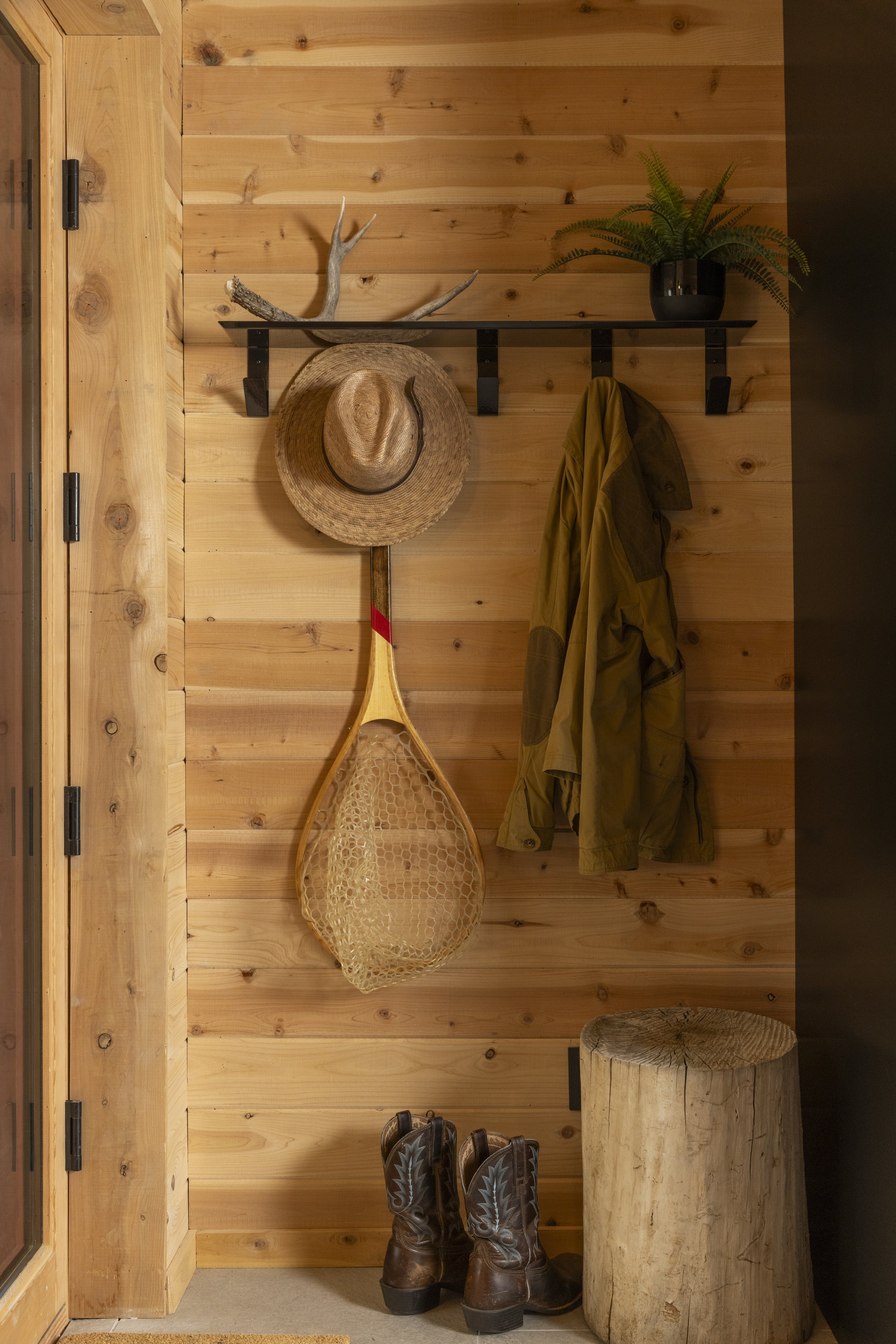 RaeScott_MadCreekCabin-28.jpg