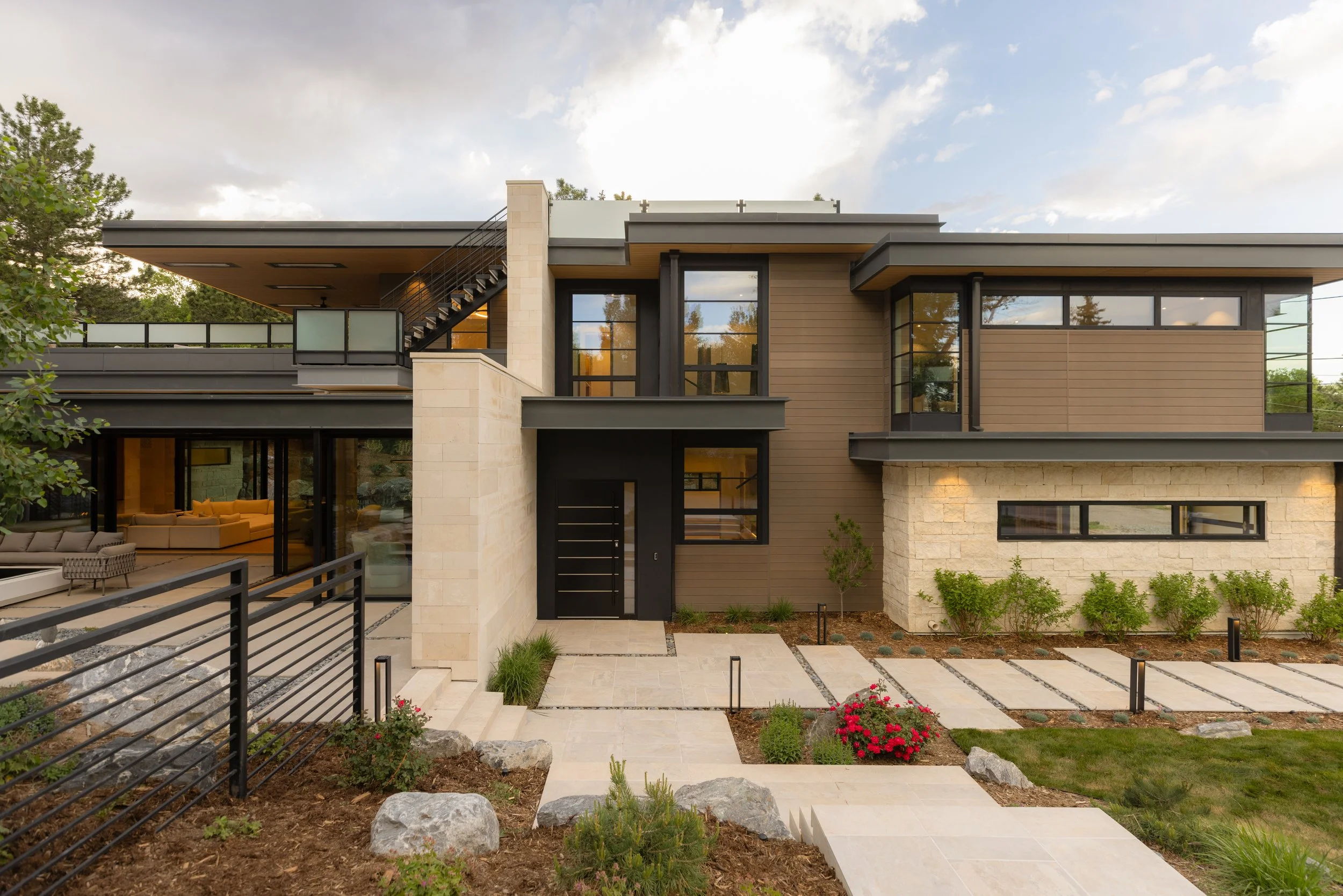 RaeScott_35554thSt-1.jpg
