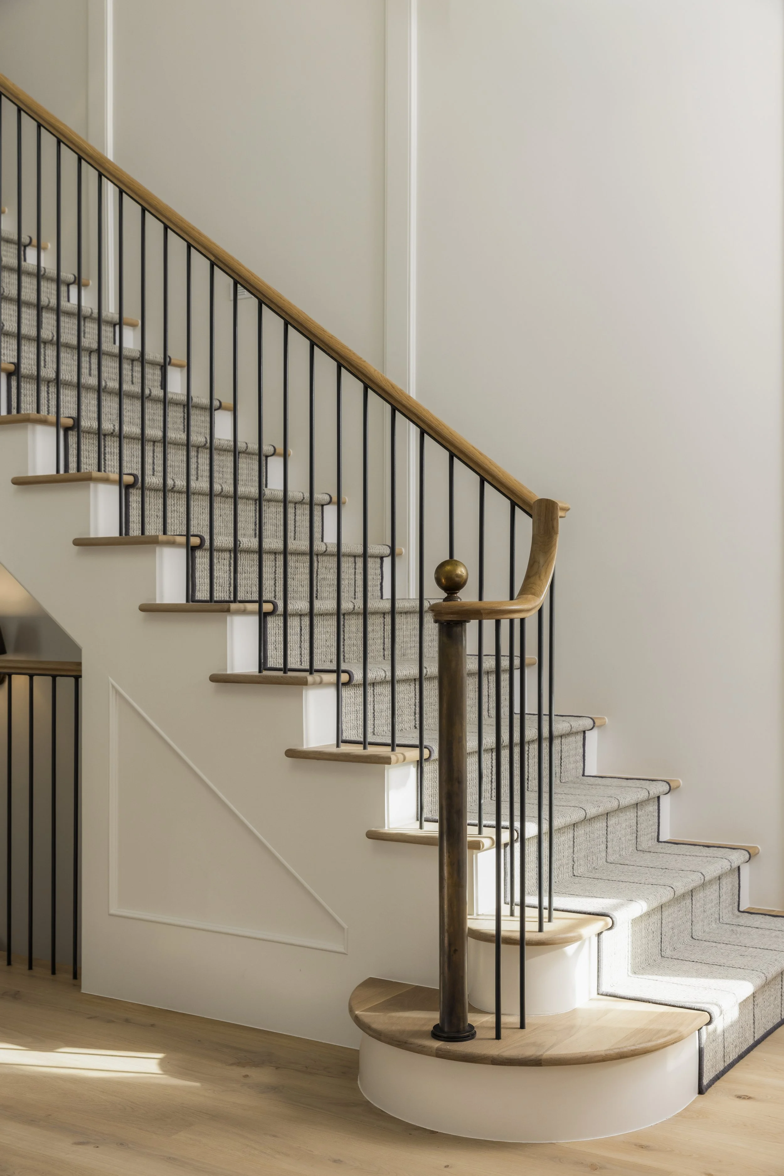 RaeScott_2400SMonroeSt-25.jpg