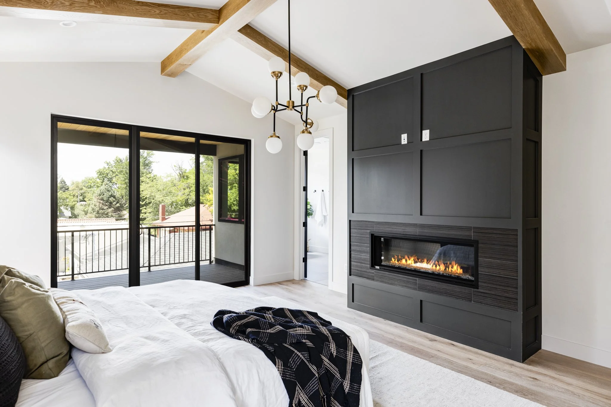 RaeScott_1055 S Josephine St_web-31.jpg