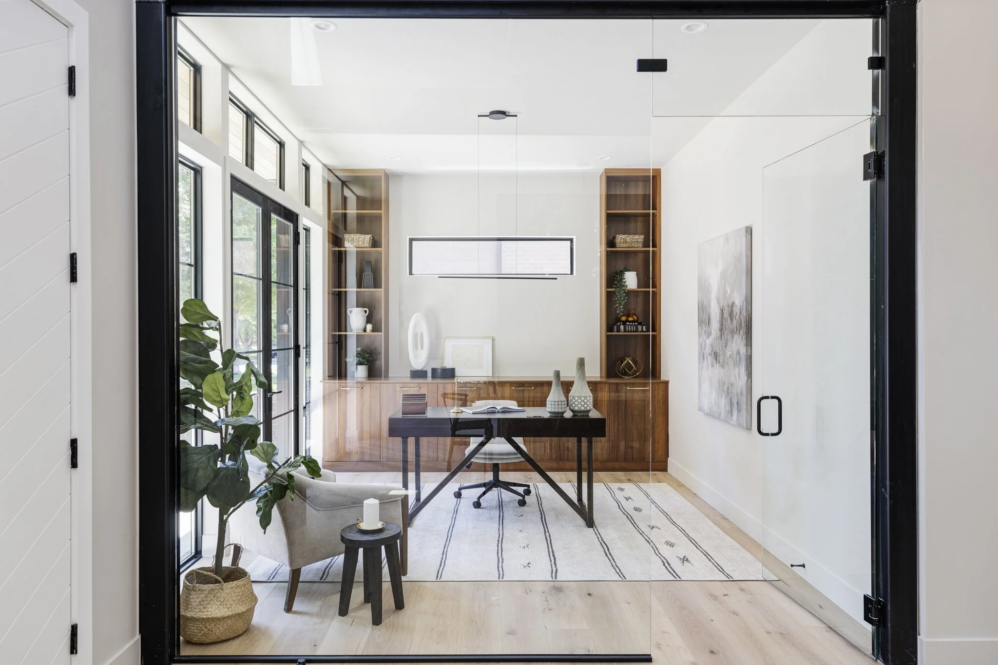 RaeScott_1055 S Josephine St_web-8.jpg